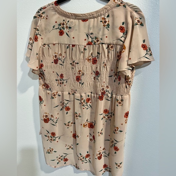 Knox Rose top- floral peach- size medium - Picture 2 of 3